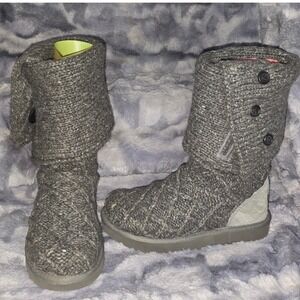 UGG Australia Women's Classic Cardy Lattice knit boots in gray Size 5